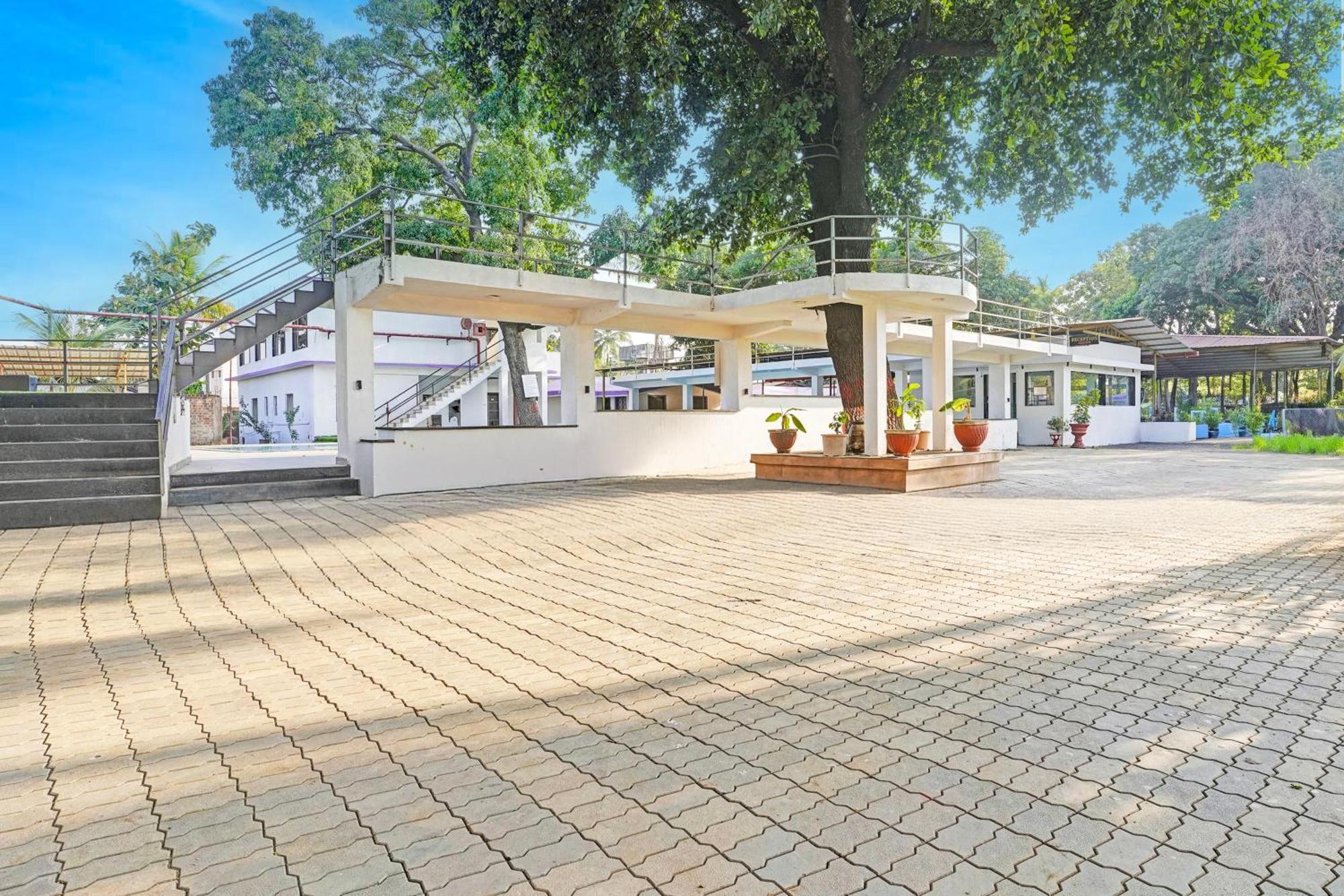 Hotel O Summer House Daman Εξωτερικό φωτογραφία